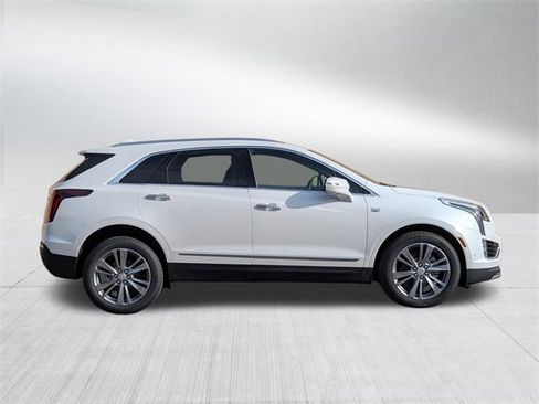 New 2025 Cadillac XT5 Premium Luxury w/ Technology Package image 4