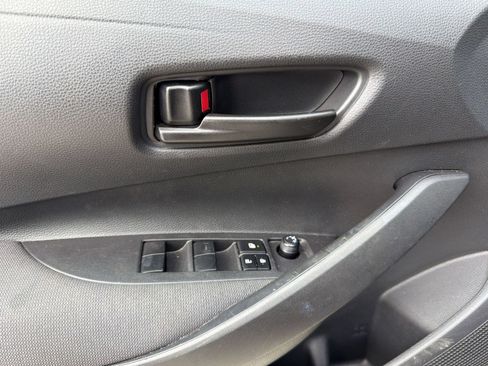 Used 2025 Toyota Corolla LE FWD image 13