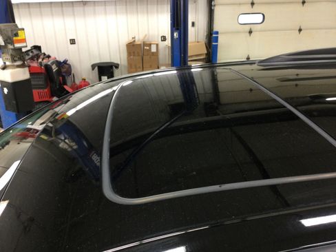 Used 2013 Toyota Sienna SE image 6