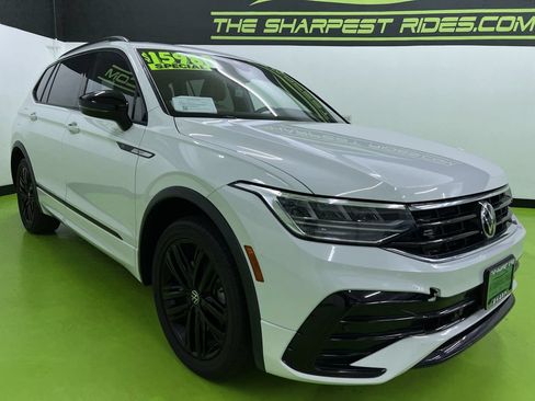 Used 2022 Volkswagen Tiguan SE R-Line FWD image 2
