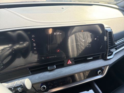 Used 2025 Kia Sportage X-Line AWD/4WD image 24