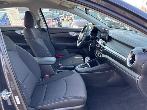 Certified 2023 Kia Forte LXS image 16