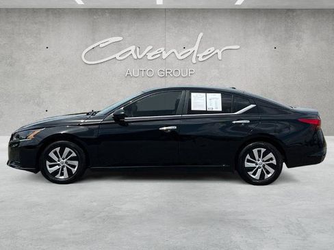 Certified 2025 Nissan Altima 2.5 S FWD image 13