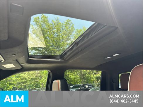 Used 2024 GMC Sierra 2500 Denali Ultimate AWD/4WD image 36