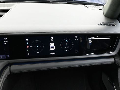 New 2026 Porsche Panamera Turbo S image 34