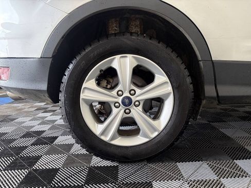 Used 2015 Ford Escape SE AWD/4WD image 24