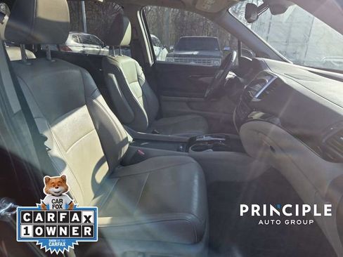 Used 2018 Honda Pilot Elite image 31