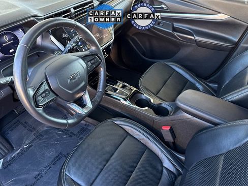 Used 2023 Chevrolet Bolt EUV LT w/ Comfort Package image 4