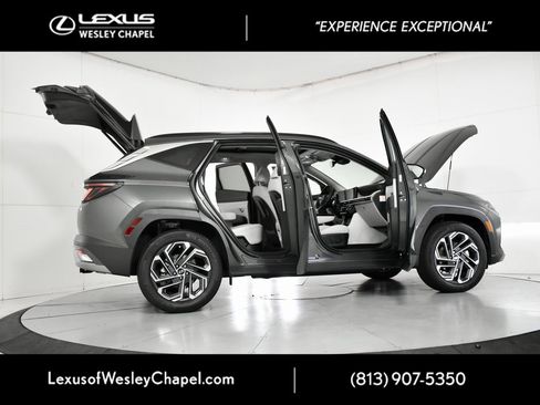 Used 2025 Hyundai Tucson Limited w/ Tow & Go Package image 14