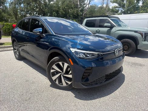 Used 2023 Volkswagen ID.4 Pro AWD/4WD image 6
