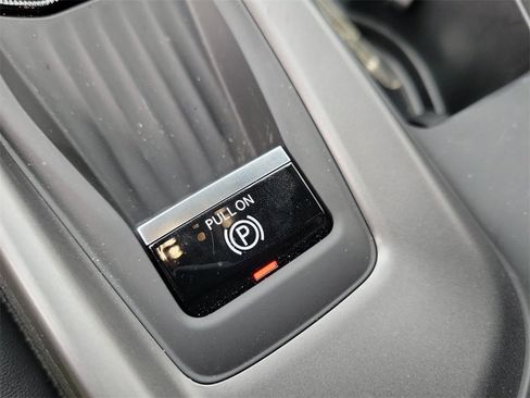 Used 2025 Dodge Charger Daytona Scat Pack w/ Track Pack image 33