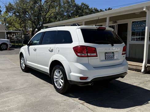 Used 2016 Dodge Journey SXT w/ Premium Group FWD image 5
