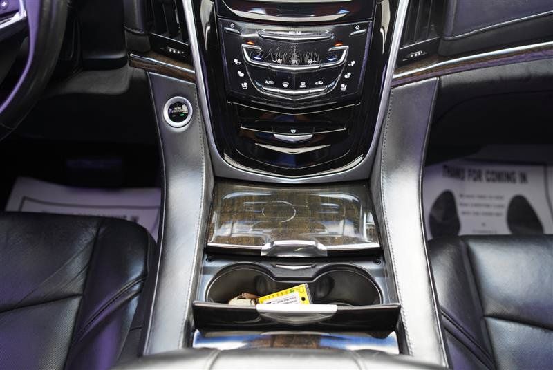 Used 2016 Cadillac Escalade Platinum AWD/4WD image 62