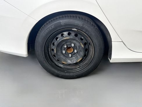 Used 2020 Honda Civic LX image 32