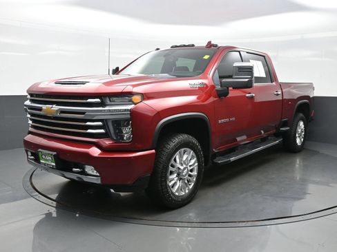 Used 2020 Chevrolet Silverado 3500 High Country w/ Technology Package AWD/4WD image 2