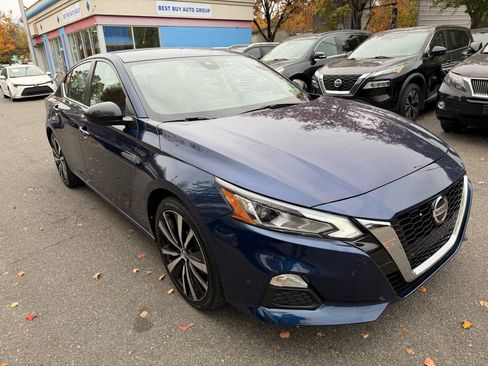 Used 2022 Nissan Altima 2.5 SR image 9