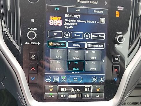 Used 2025 Subaru Outback Limited image 23