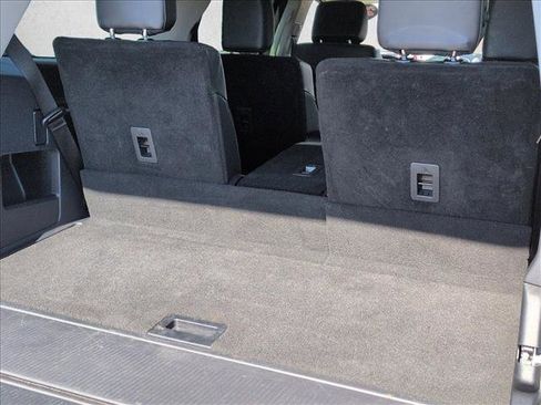 Used 2025 Ford Expedition Platinum image 6