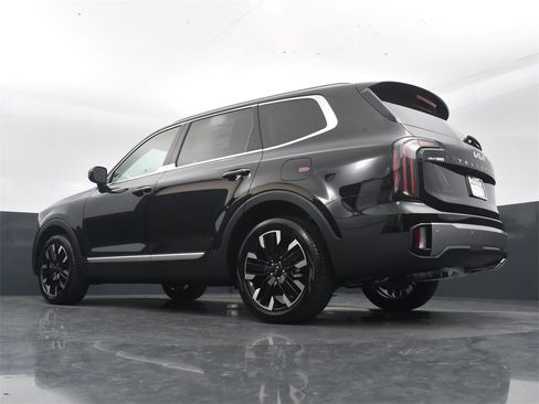 New 2025 Kia Telluride SX w/ SX Captain's Chair Package image 37