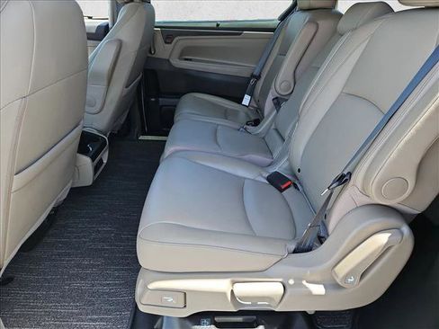 Used 2024 Honda Odyssey EX-L image 17