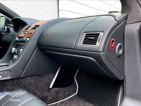 Used 2015 Aston Martin DB9 Coupe image 13