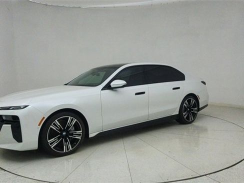 Used 2023 BMW i7 xDrive60 image 67