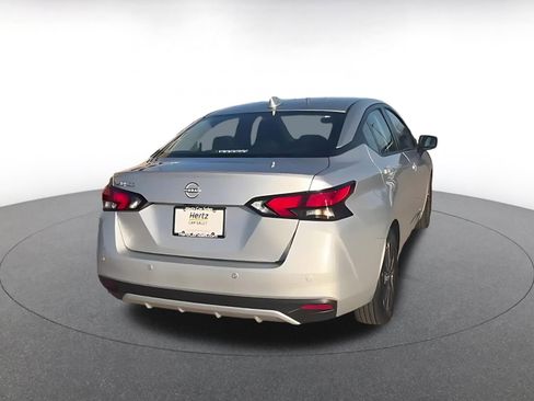 Used 2025 Nissan Versa SV image 11