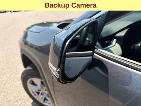 Certified 2022 Toyota RAV4 XLE AWD/4WD image 9