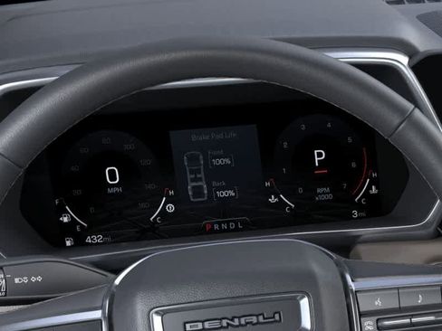 New 2026 GMC Canyon Denali AWD/4WD image 18