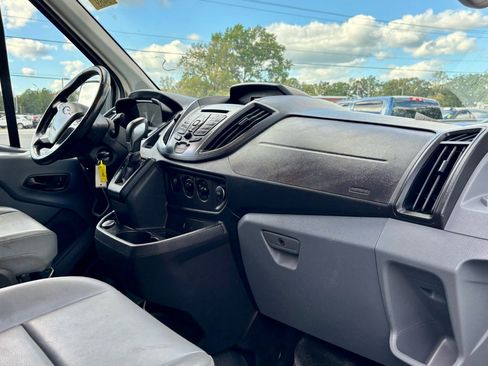 Used 2018 Ford Transit 250 148 High Roof image 13