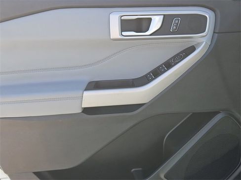 Used 2024 Ford Explorer XLT w/ Equipment Group 202A image 22