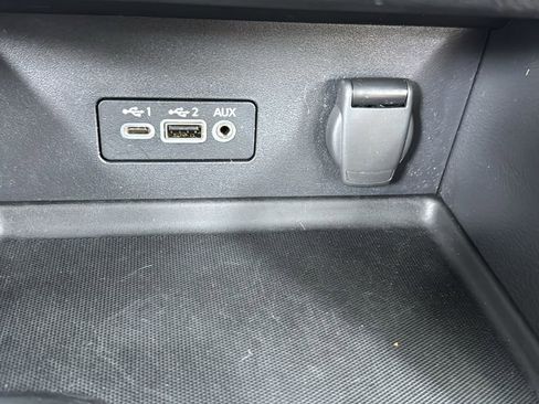 Used 2023 Nissan Sentra SV w/ SV Premium Package image 25