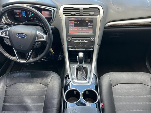 Used 2013 Ford Fusion SE FWD image 14