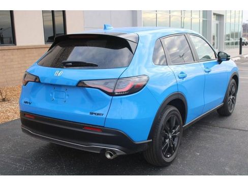 Used 2026 Honda HR-V Sport image 3