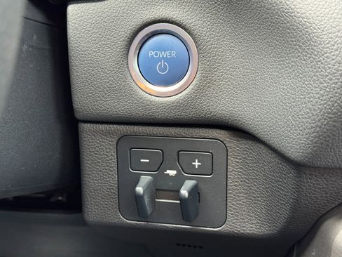 Used 2024 Toyota Sequoia Limited RWD image 23