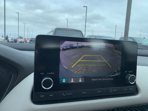 Used 2024 Honda HR-V LX image 15