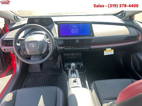 New 2026 Toyota Prius Plug-In Hybrid FWD image 11