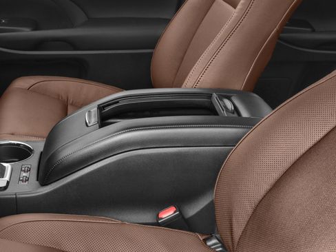 Used 2017 Toyota Highlander Limited image 9