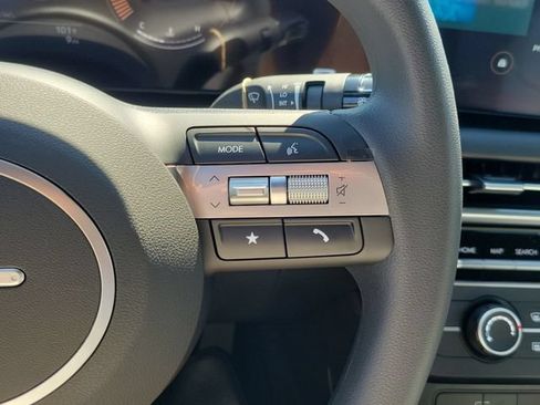 New 2027 Hyundai Santa Cruz SE FWD image 8