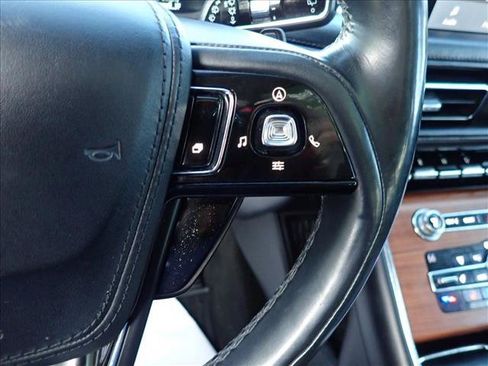 Used 2020 Lincoln Aviator Reserve w/ Equipment Group 201A AWD/4WD image 17