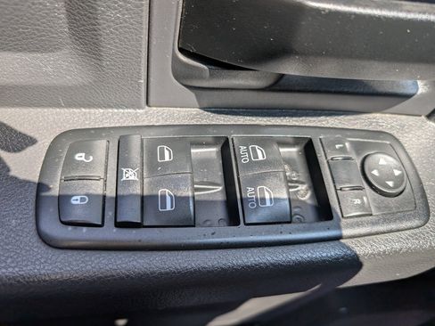 Used 2012 RAM 1500 Express image 33