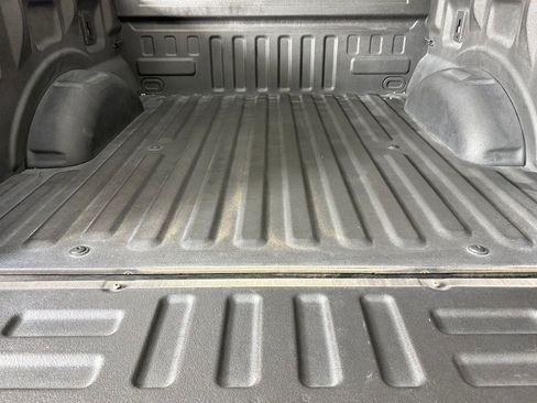 Used 2019 Ford F150 Lariat w/ Equipment Group 502A Luxury AWD/4WD image 38