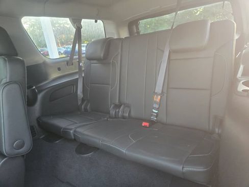 Used 2019 Chevrolet Suburban Premier w/ RST 6.2L Performance Edition RWD image 20