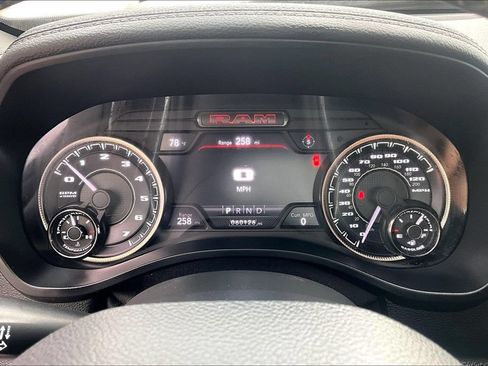 Used 2022 RAM 1500 Laramie AWD/4WD image 27