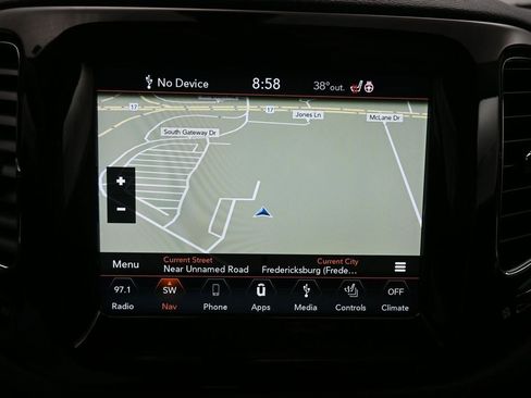 Used 2018 Jeep Compass Limited w/ Navigation Group image 18