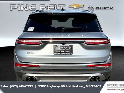 Used 2023 Lincoln Corsair Reserve w/ Equipment Group 202A image 4