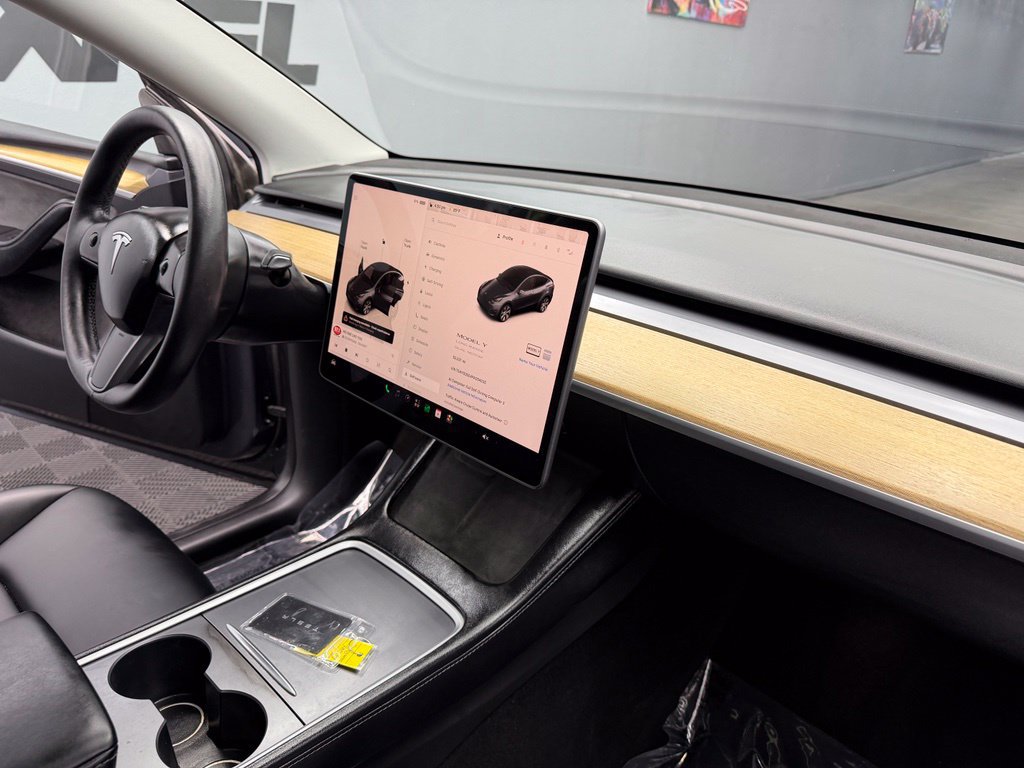Used 2023 Tesla Model Y Long Range AWD/4WD image 46