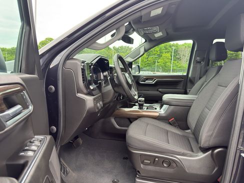 Certified 2023 Chevrolet Silverado 1500 RST w/ Z71 Off-Road Package AWD/4WD image 12