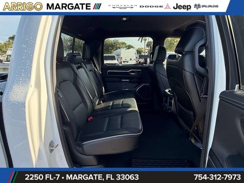 Used 2024 RAM 1500 Laramie AWD/4WD image 12