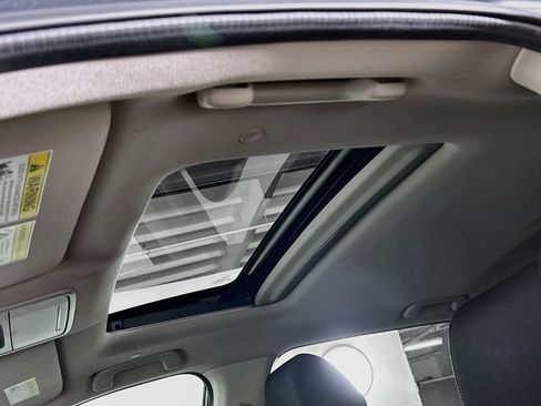 Used 2024 Honda CR-V EX image 18